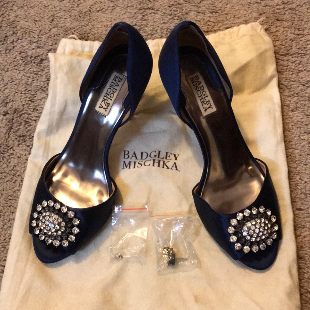 Badgley Mischka Peep Toe Navy Pumps